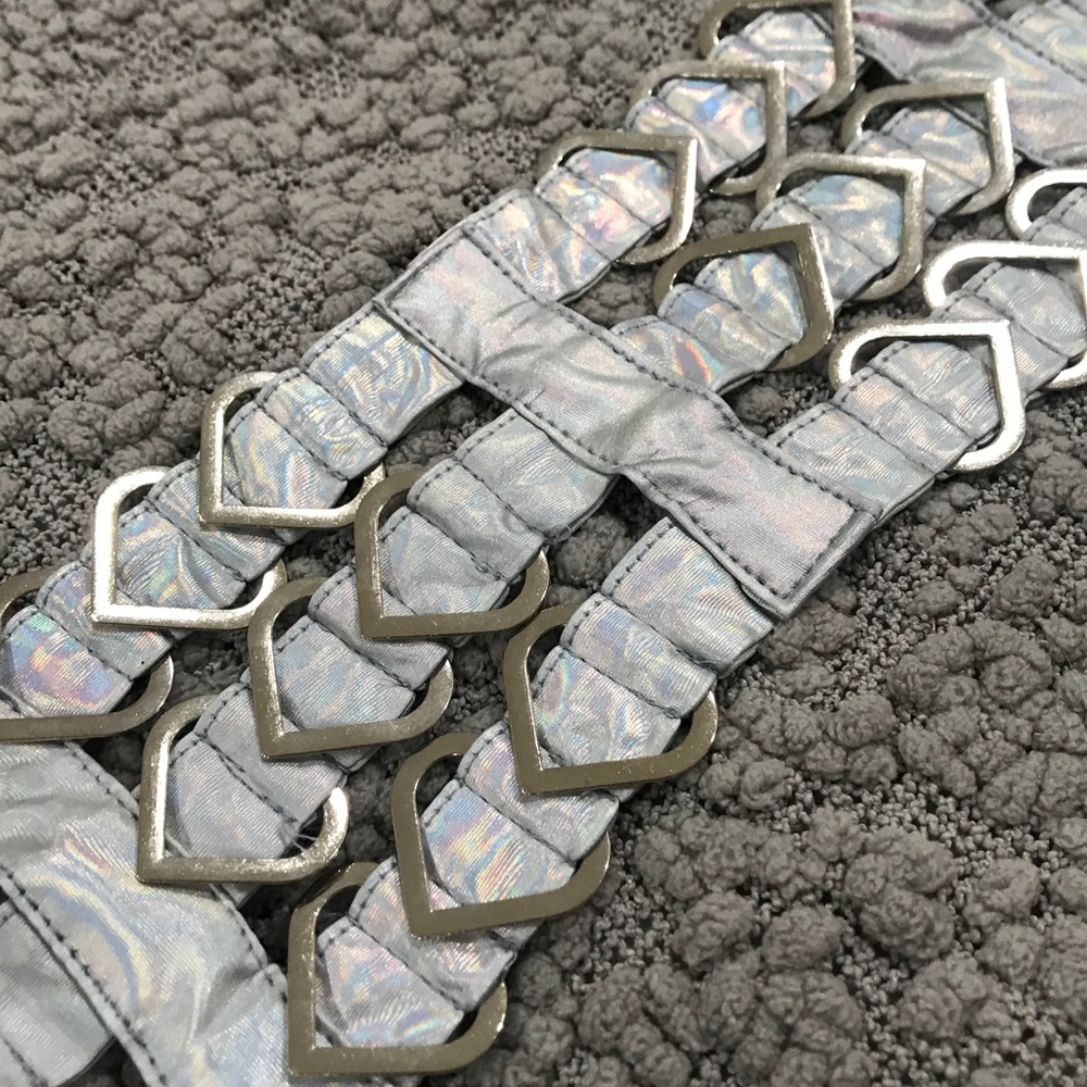 Sweetheart holographic harness